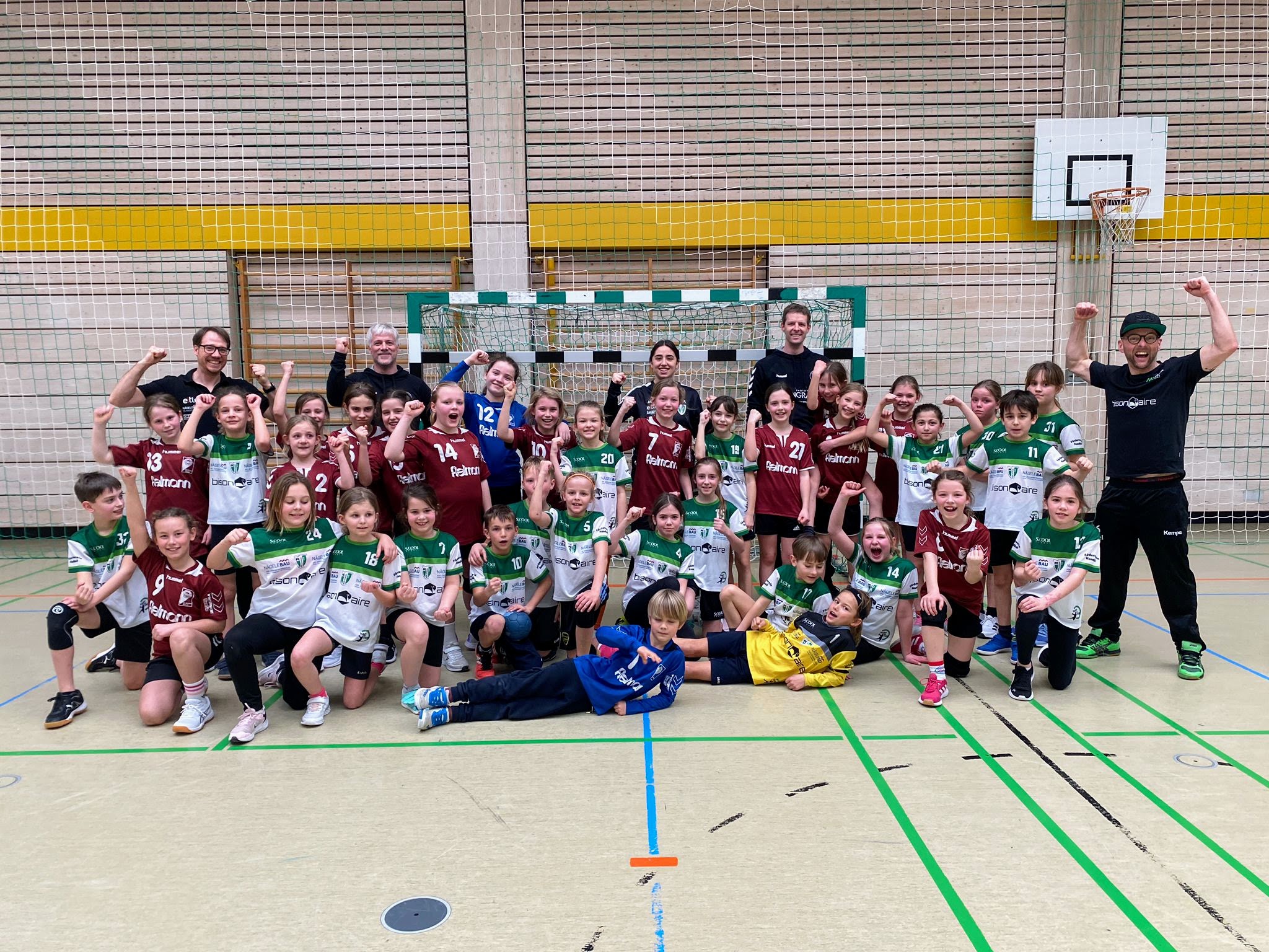 Triumphaler Abschluss der Handballsaison für die E-Jugend